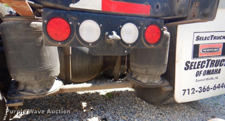 image for item DP4216 1994 Ford Aeromax L9000  semi truck