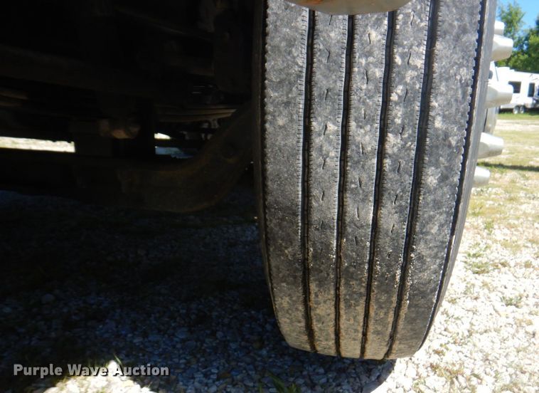 image for item DP4216 1994 Ford Aeromax L9000  semi truck