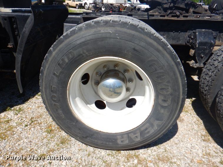 image for item DP4216 1994 Ford Aeromax L9000  semi truck