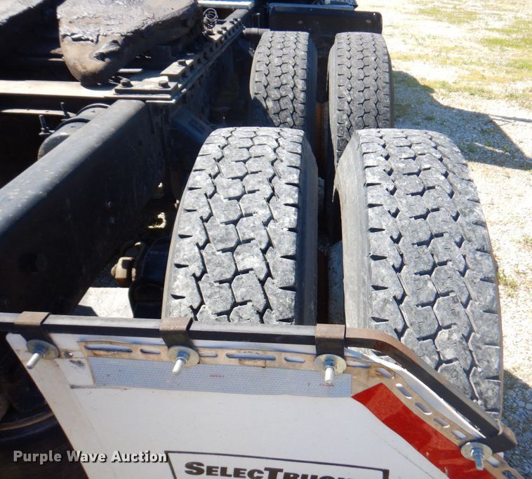 image for item DP4216 1994 Ford Aeromax L9000  semi truck