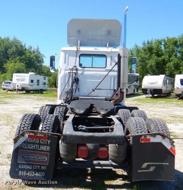 image for item DP4217 1995 WhiteGMC WG  semi truck