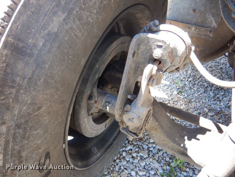 image for item DP4217 1995 WhiteGMC WG  semi truck