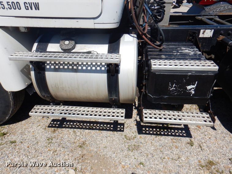 image for item DP4217 1995 WhiteGMC WG  semi truck