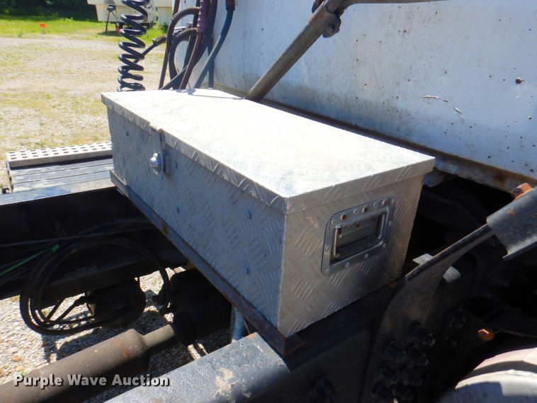 image for item DP4217 1995 WhiteGMC WG  semi truck