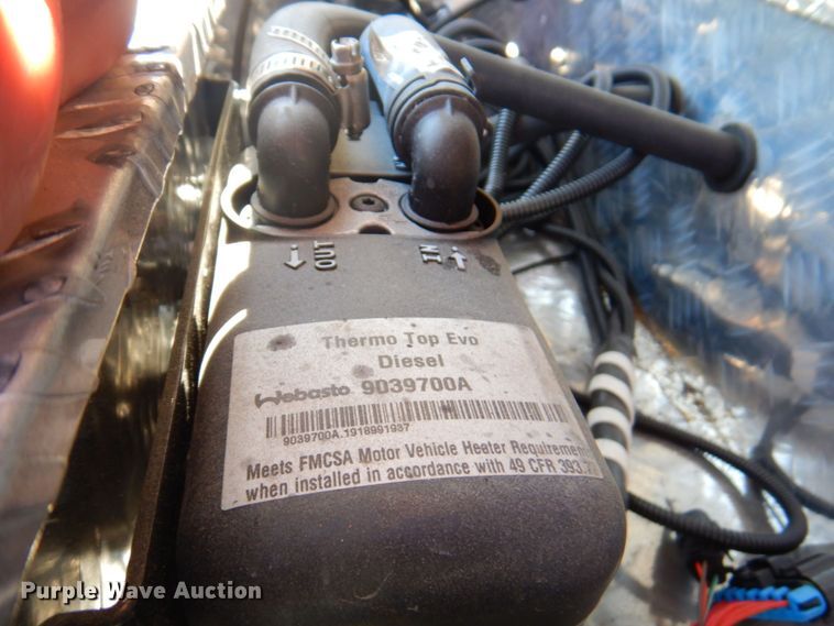 image for item DP4217 1995 WhiteGMC WG  semi truck