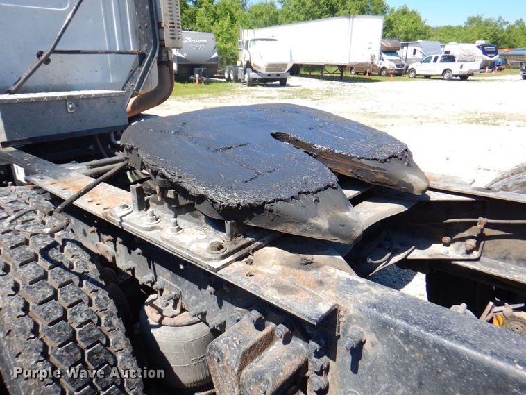 image for item DP4217 1995 WhiteGMC WG  semi truck