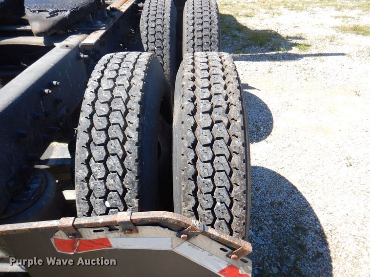 image for item DP4217 1995 WhiteGMC WG  semi truck