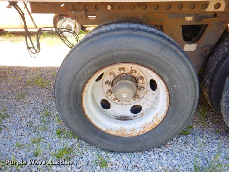 image for item DP4218 2005 Wabash  dry van trailer