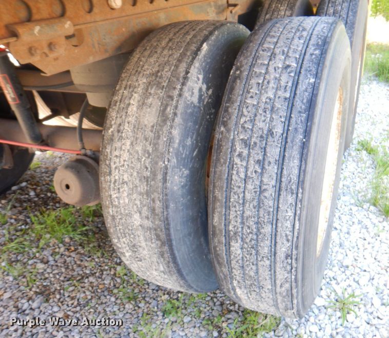 image for item DP4218 2005 Wabash  dry van trailer