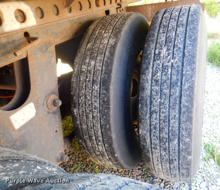 image for item DP4218 2005 Wabash  dry van trailer