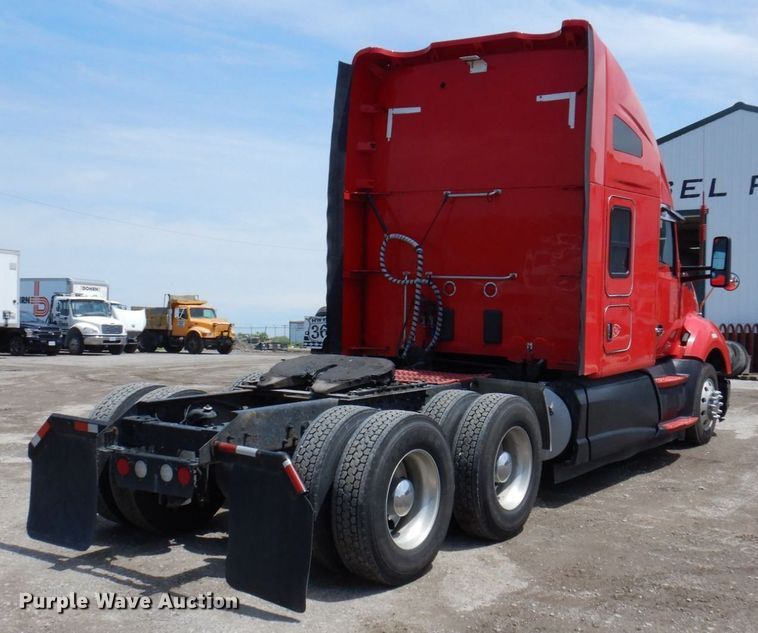 image for item DP5511 2014 Kenworth T680  semi truck
