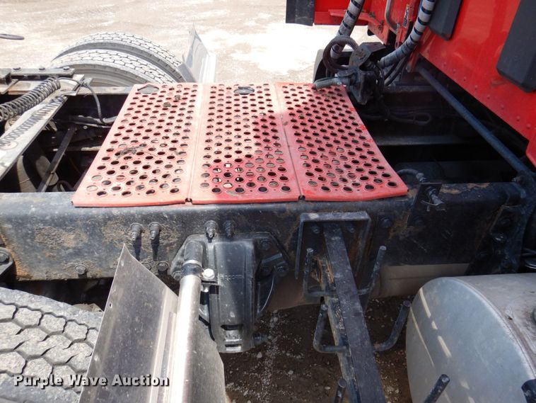 image for item DP5511 2014 Kenworth T680  semi truck