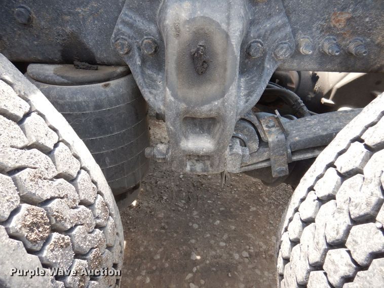 image for item DP5511 2014 Kenworth T680  semi truck