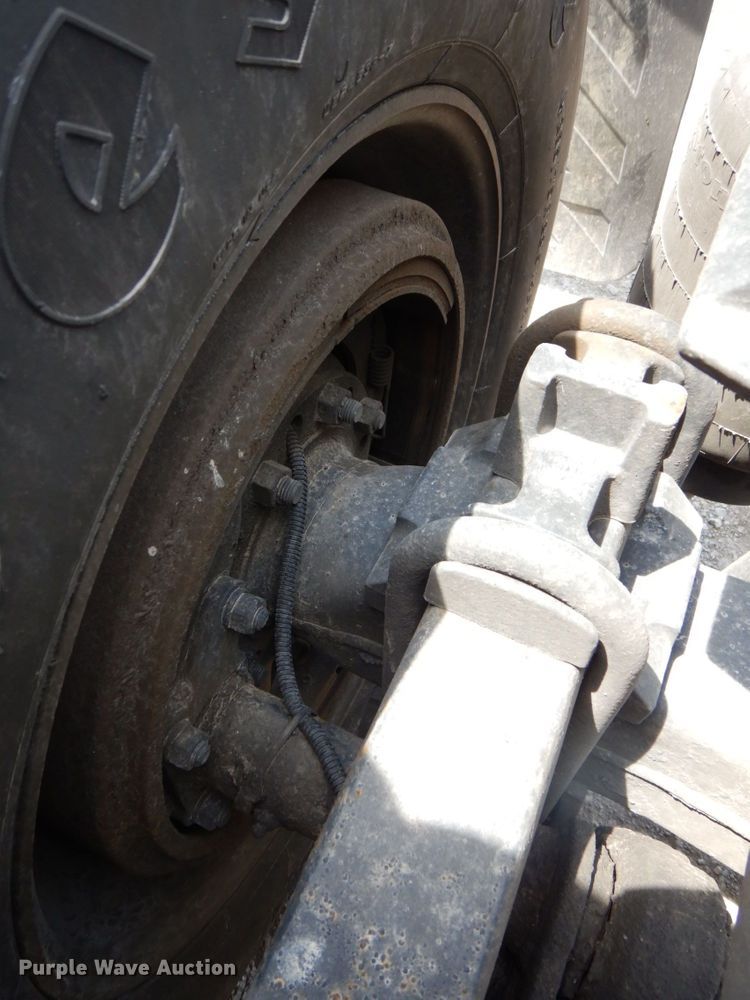 image for item DP5511 2014 Kenworth T680  semi truck