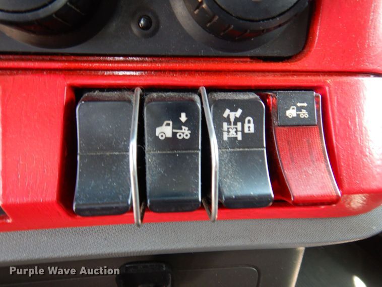 image for item DP5511 2014 Kenworth T680  semi truck