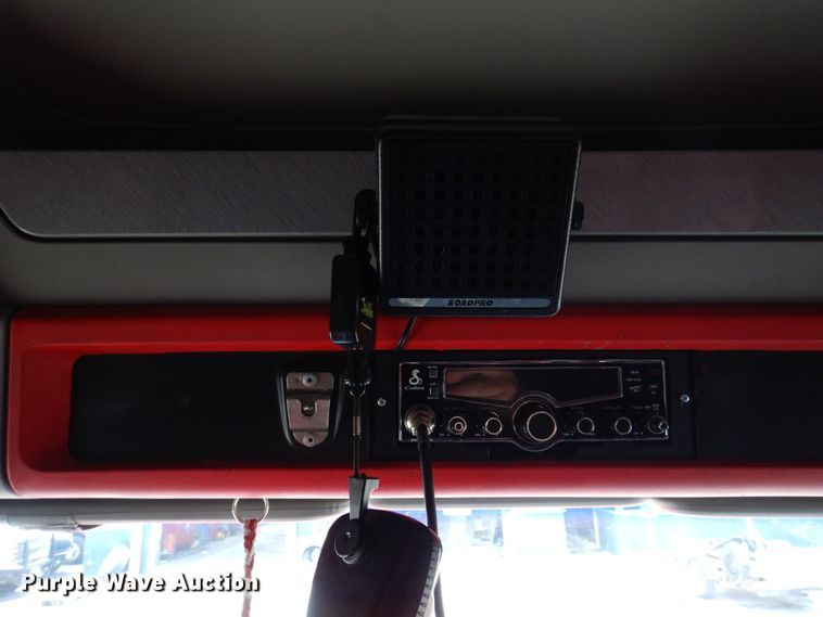 image for item DP5511 2014 Kenworth T680  semi truck