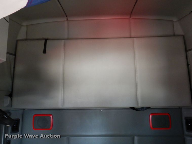 image for item DP5511 2014 Kenworth T680  semi truck