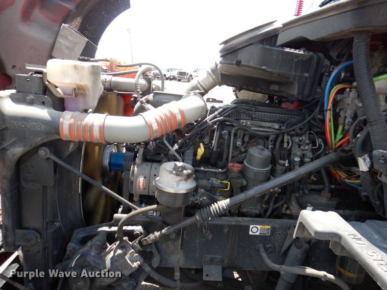 image for item DP5511 2014 Kenworth T680  semi truck