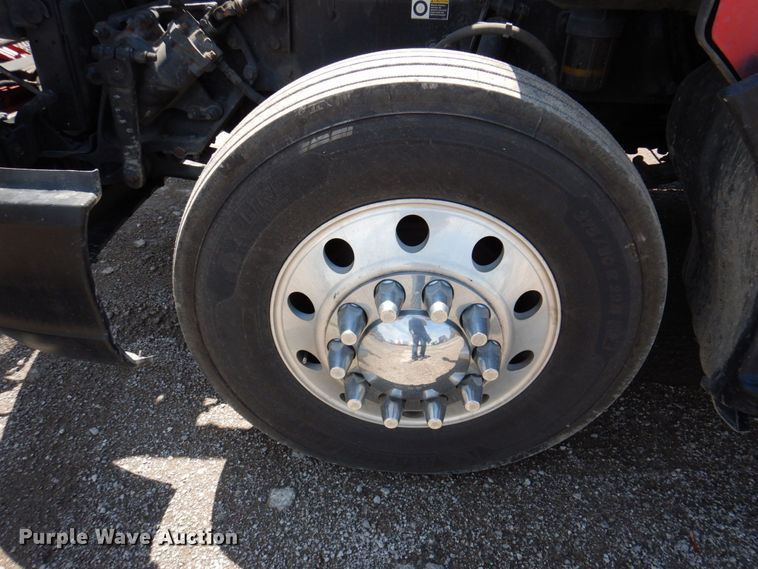 image for item DP5511 2014 Kenworth T680  semi truck