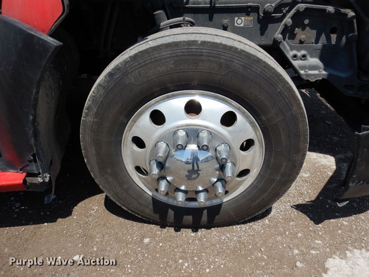 image for item DP5511 2014 Kenworth T680  semi truck