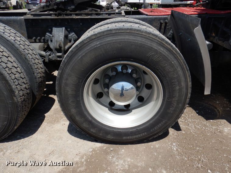 image for item DP5511 2014 Kenworth T680  semi truck