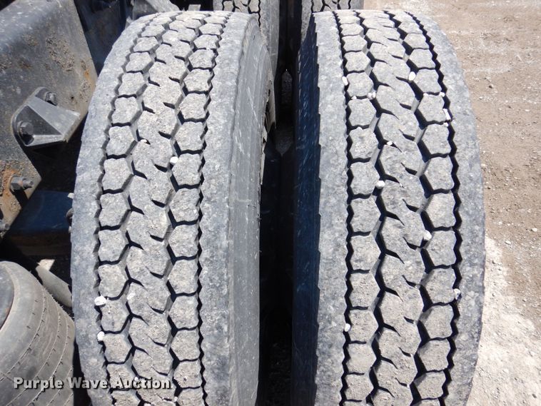 image for item DP5511 2014 Kenworth T680  semi truck