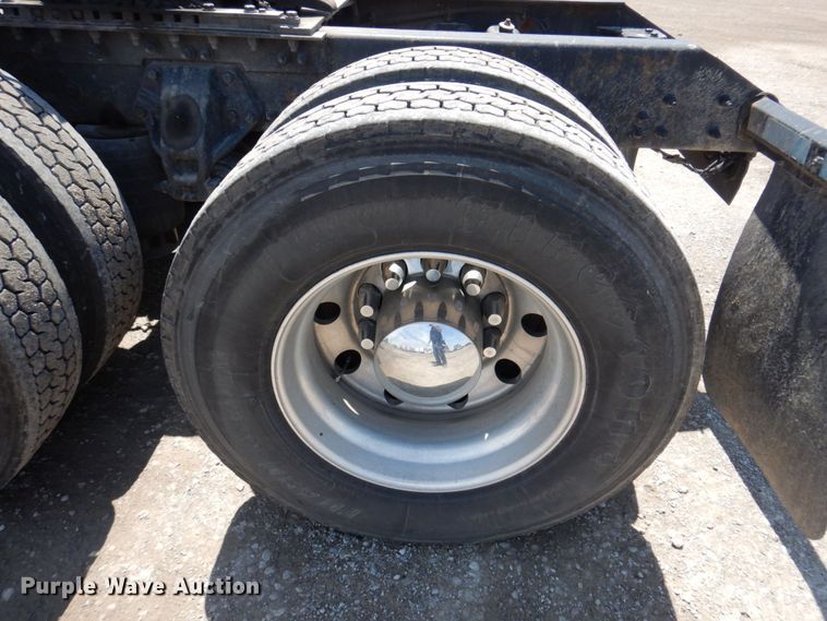 image for item DP5511 2014 Kenworth T680  semi truck