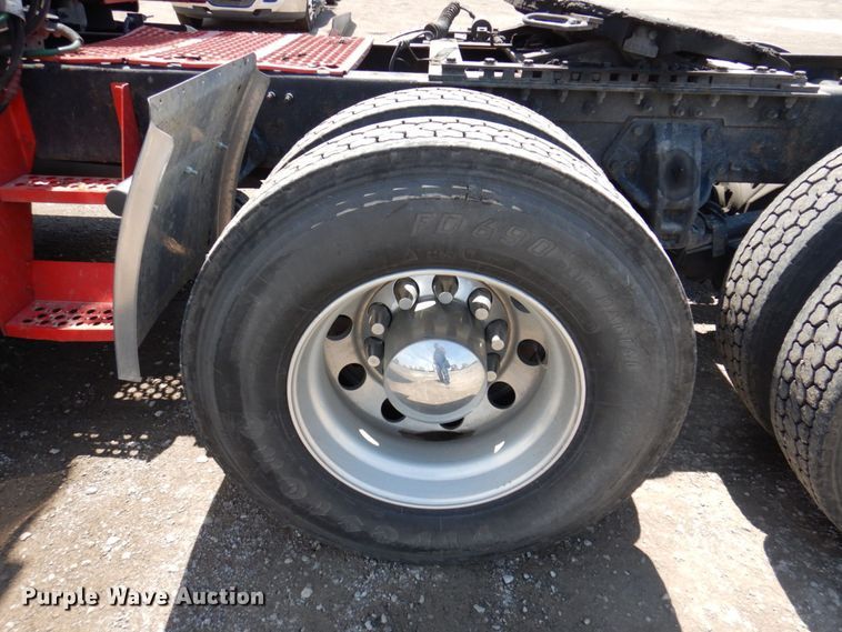 image for item DP5511 2014 Kenworth T680  semi truck