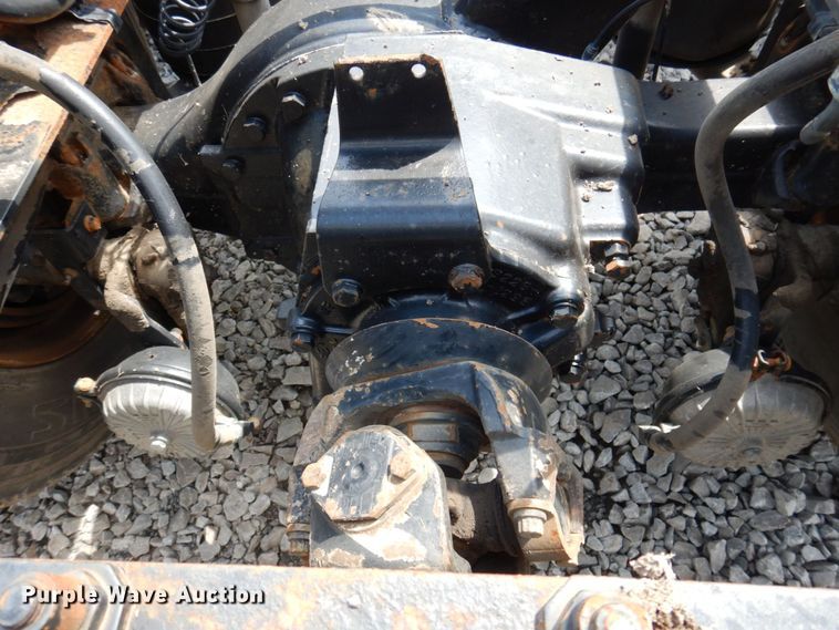 image for item DP5515 2004 Mack CX613  semi truck