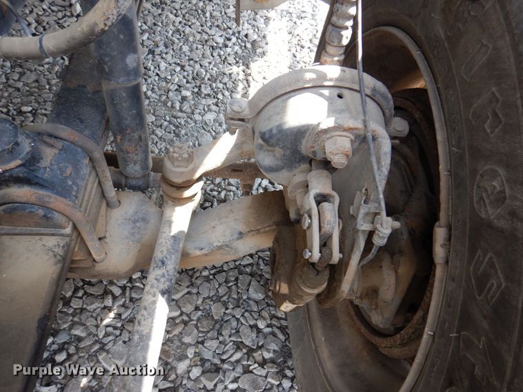 image for item DP5515 2004 Mack CX613  semi truck