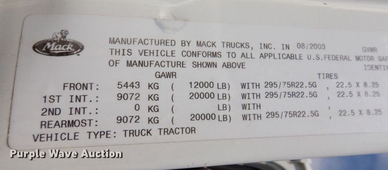 image for item DP5515 2004 Mack CX613  semi truck