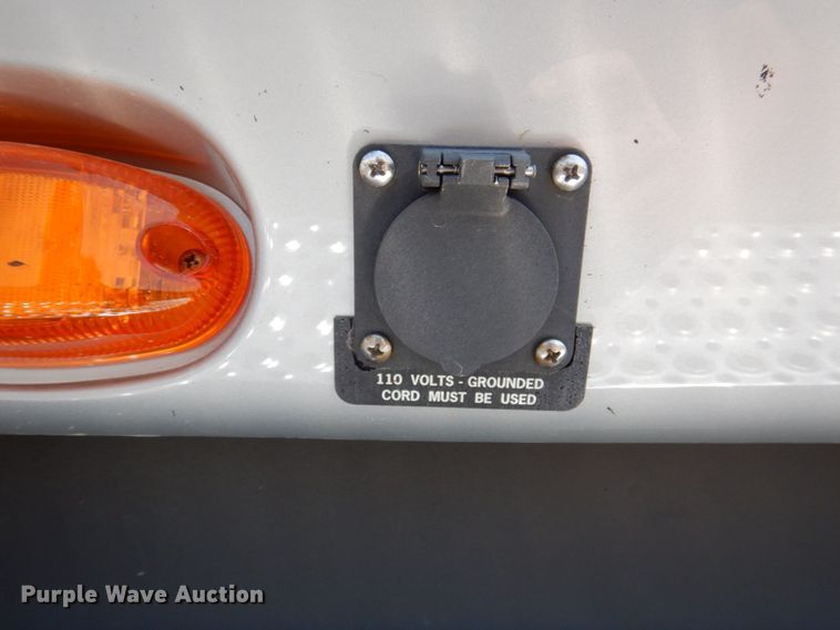 image for item DP5517 2016 International ProStar 122  semi truck