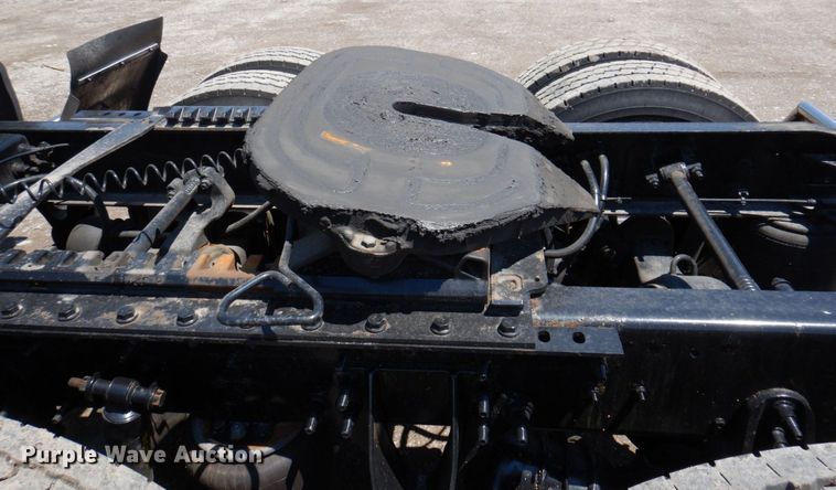 image for item DP5517 2016 International ProStar 122  semi truck