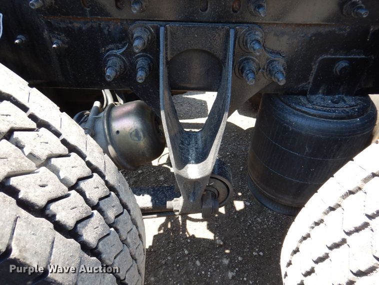 image for item DP5517 2016 International ProStar 122  semi truck