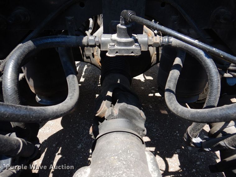 image for item DP5517 2016 International ProStar 122  semi truck