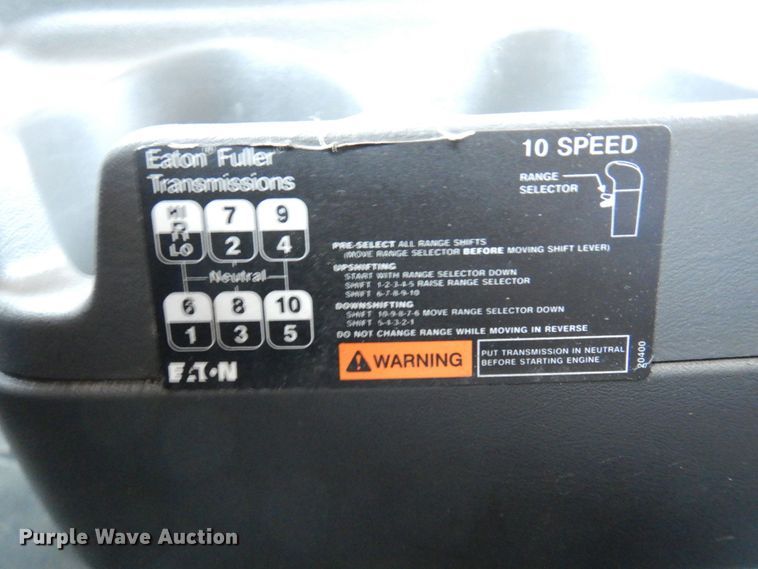 image for item DP5517 2016 International ProStar 122  semi truck