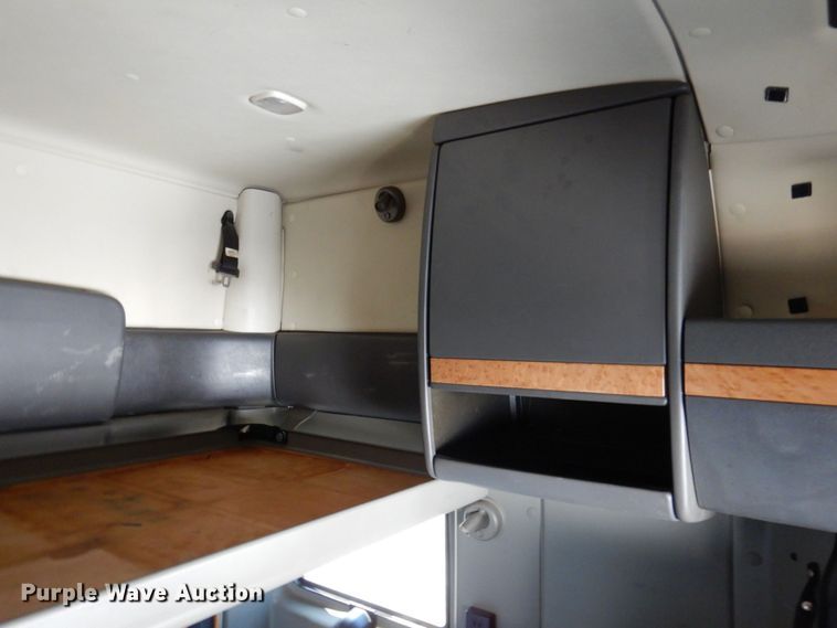 image for item DP5517 2016 International ProStar 122  semi truck