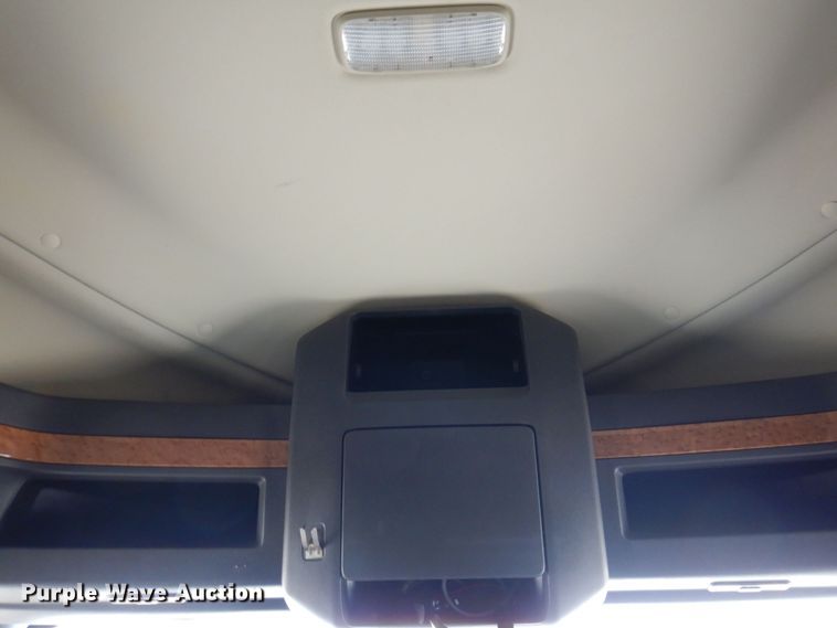 image for item DP5517 2016 International ProStar 122  semi truck