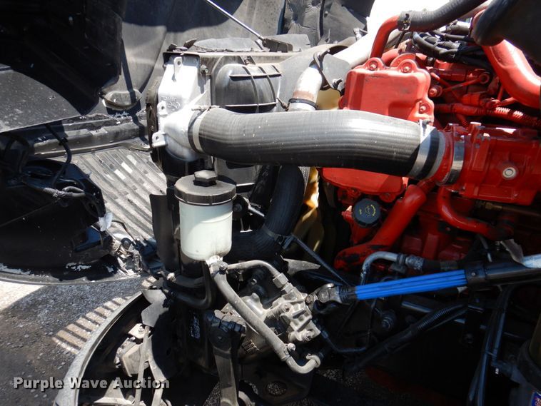 image for item DP5517 2016 International ProStar 122  semi truck