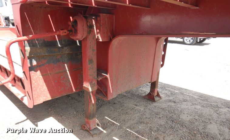 image for item DR0432 2003 XLSP  drop deck equipment trailer