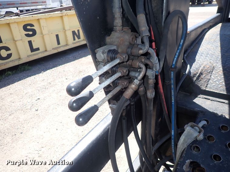 image for item DS7051 1998 Wanco  car carrier