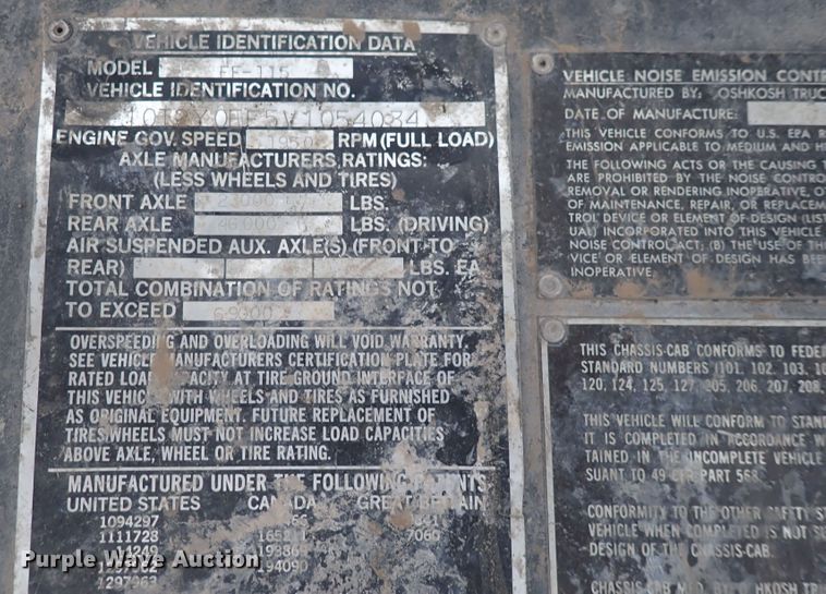 image for item DS7072 1997 Oshkosh FF-115  truck cab and chassis