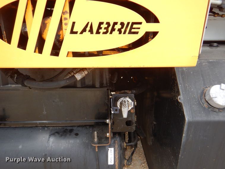 image for item DS8035 2011 International WorkStar 7400SFA  refuse truck