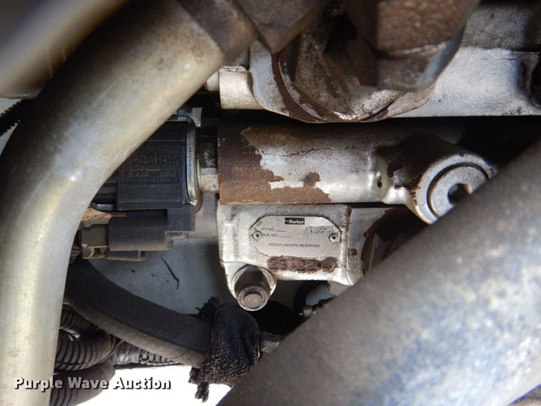 image for item DS8035 2011 International WorkStar 7400SFA  refuse truck