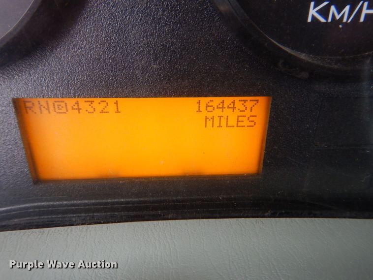 image for item DS8035 2011 International WorkStar 7400SFA  refuse truck