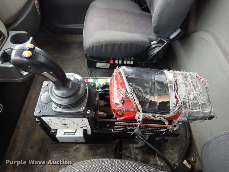 image for item DS8035 2011 International WorkStar 7400SFA  refuse truck