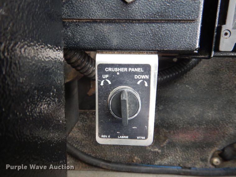 image for item DS8035 2011 International WorkStar 7400SFA  refuse truck