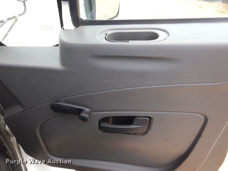 image for item DS8035 2011 International WorkStar 7400SFA  refuse truck