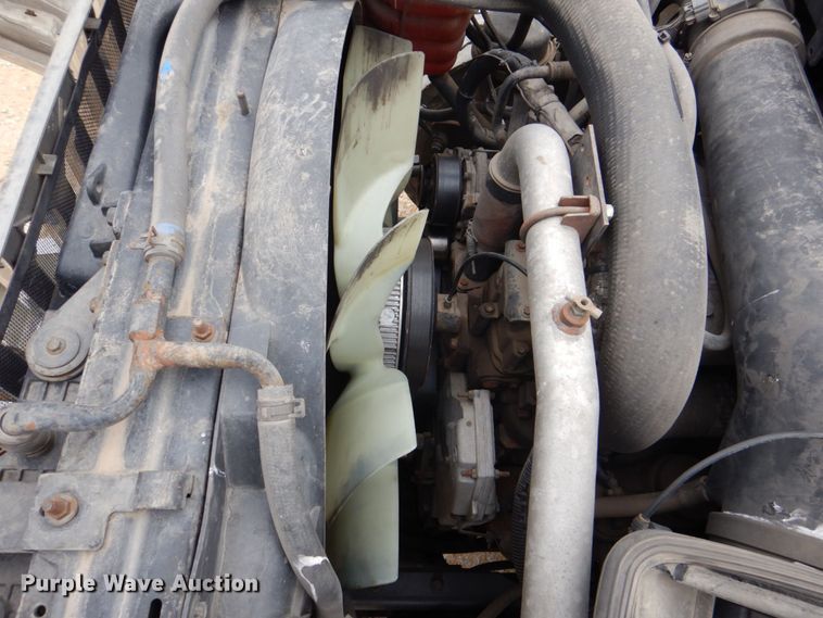 image for item DS8035 2011 International WorkStar 7400SFA  refuse truck