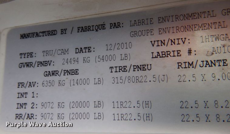 image for item DS8035 2011 International WorkStar 7400SFA  refuse truck